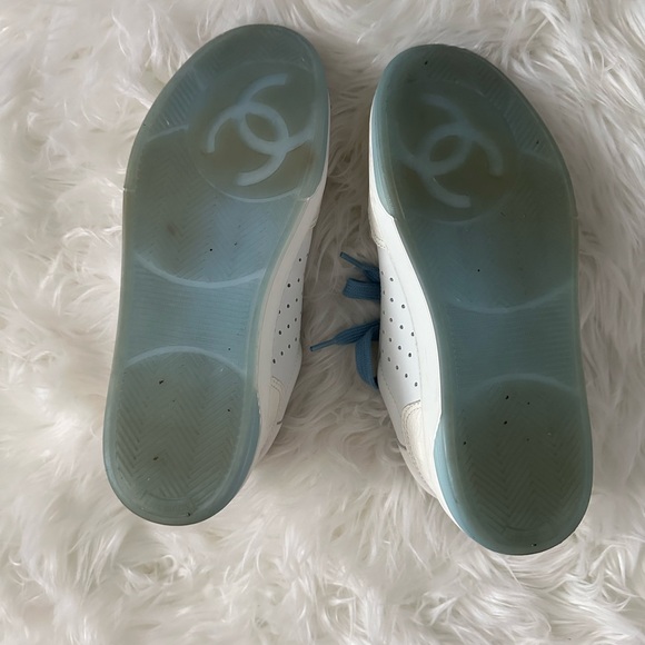 Chanel interlocking CC sneakers - Picture 6 of 12